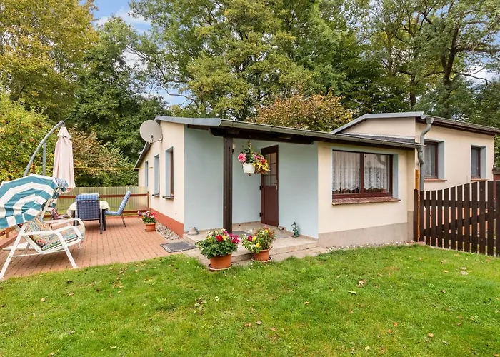 Schoenes In Biendorf Mit Garten 度假居 Korchow